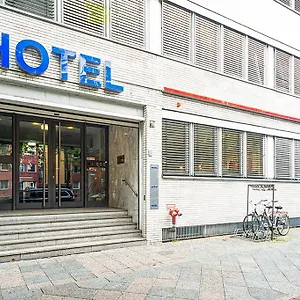 Arrival Hotel